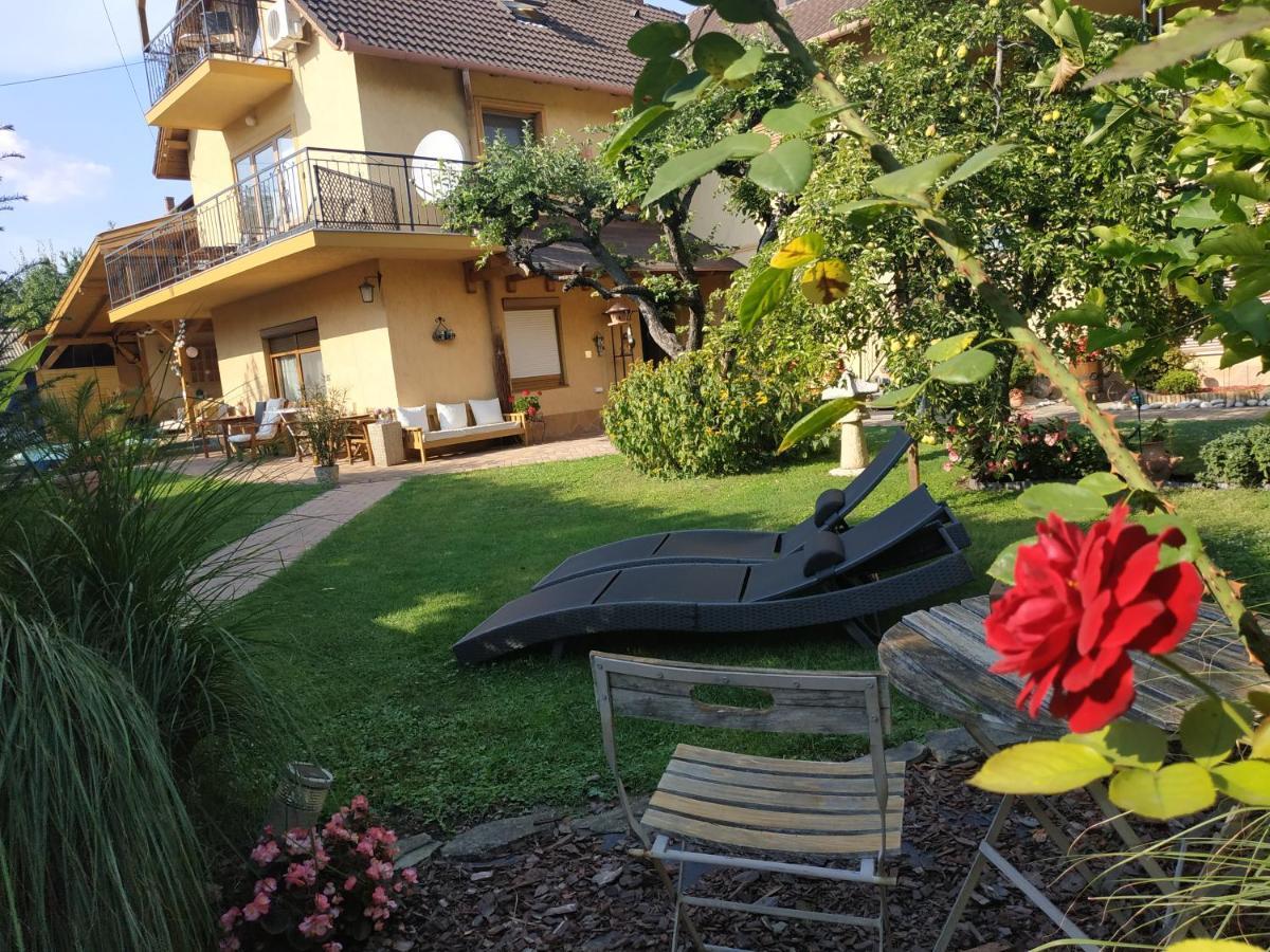 Rozsa Apartman Alsóörs Dış mekan fotoğraf