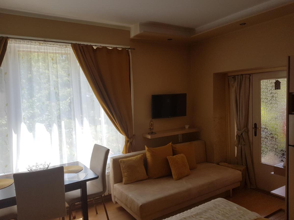 Rozsa Apartman Alsóörs Dış mekan fotoğraf