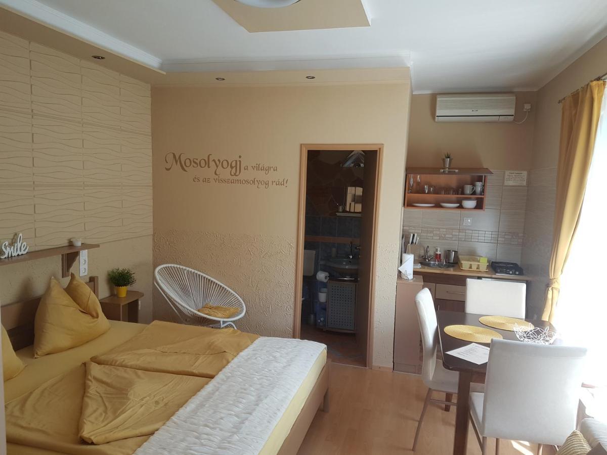 Rozsa Apartman Alsóörs Dış mekan fotoğraf