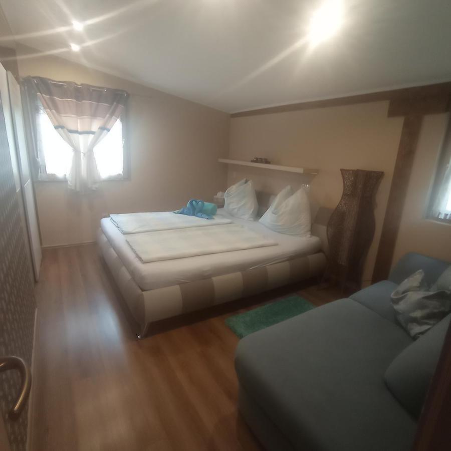 Rozsa Apartman Alsóörs Dış mekan fotoğraf