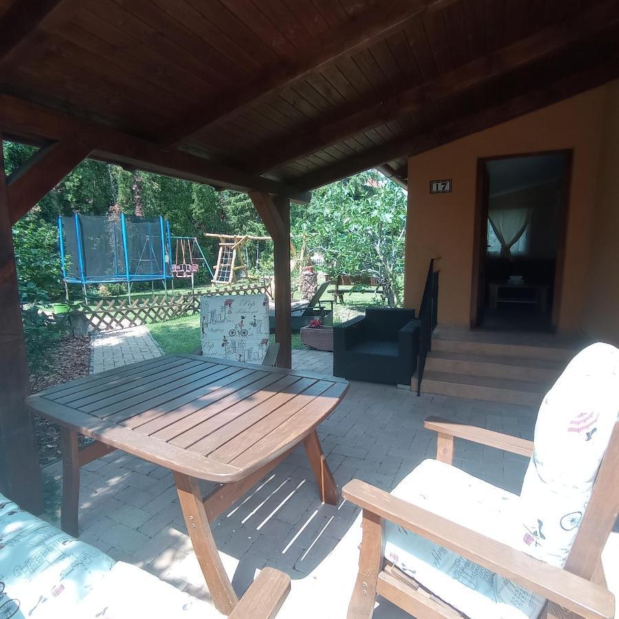 Rozsa Apartman Alsóörs Dış mekan fotoğraf
