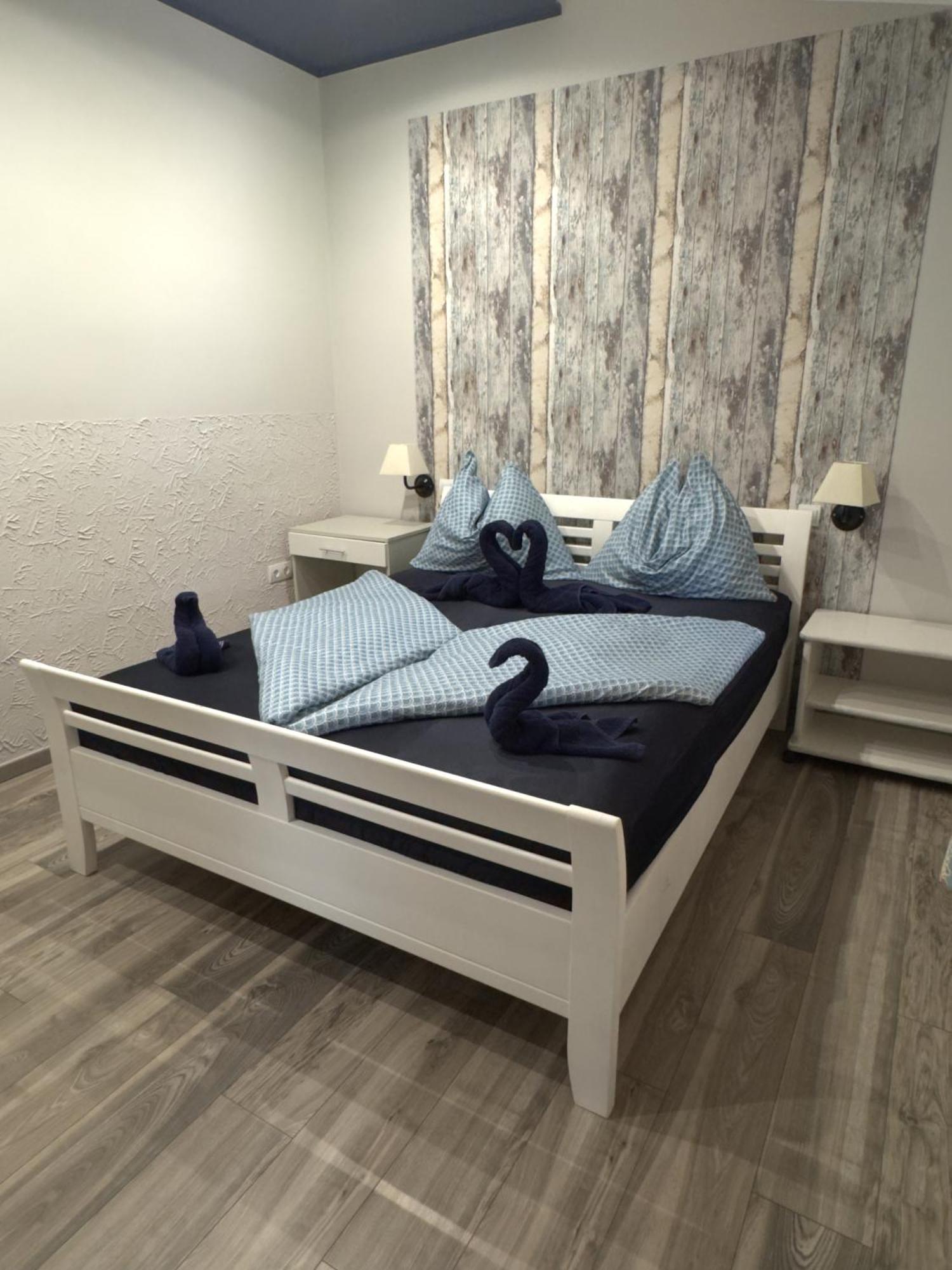 Rozsa Apartman Alsóörs Dış mekan fotoğraf