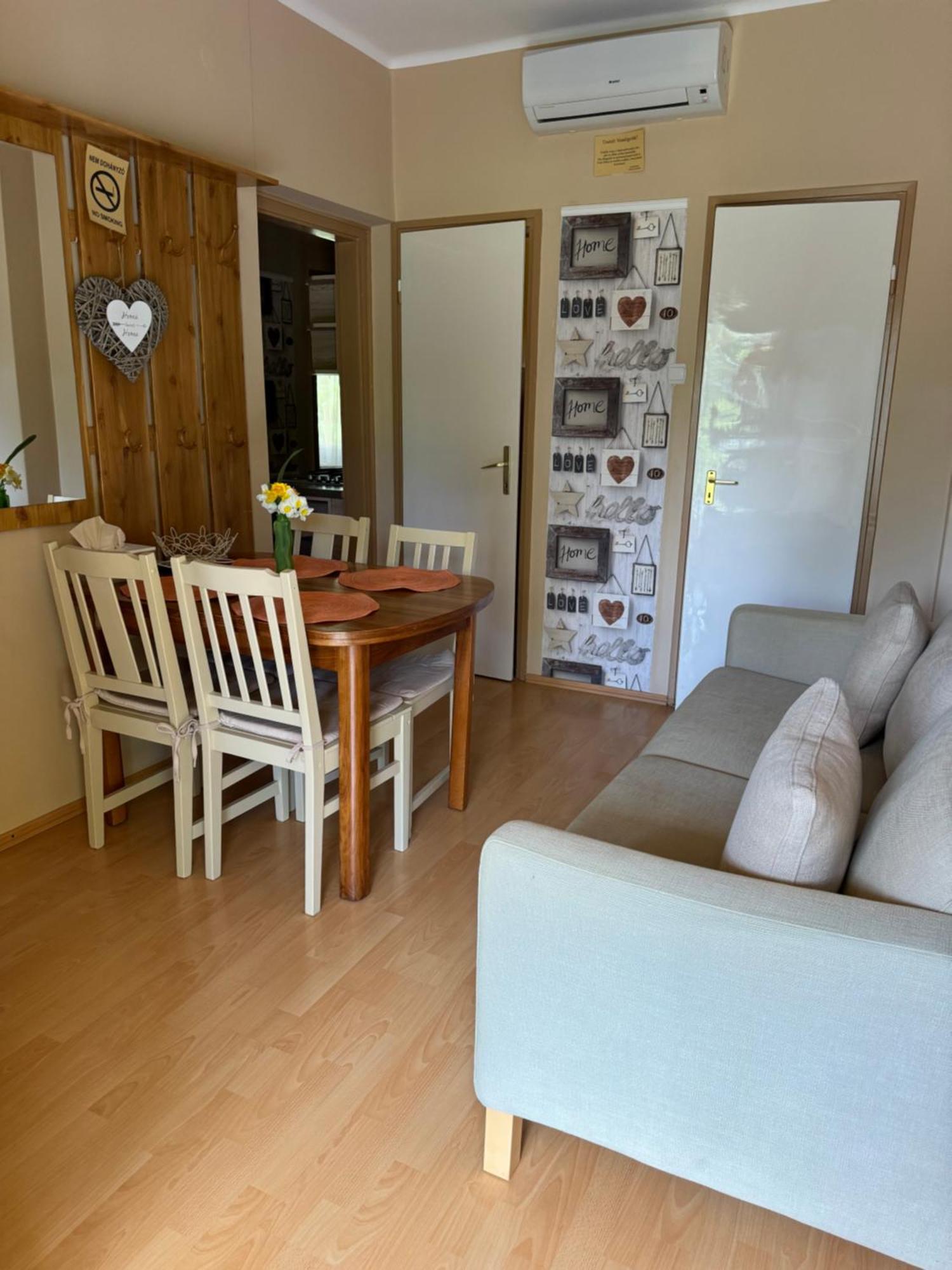 Rozsa Apartman Alsóörs Dış mekan fotoğraf